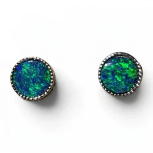 Electric Blue – Clous d’oreilles en opale d’Australie